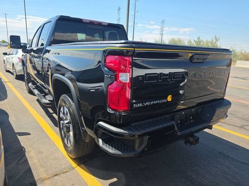 Used 2021 Chevrolet Silverado 2500 LTZ w/ Carhartt Edition AWD/4WD image 4