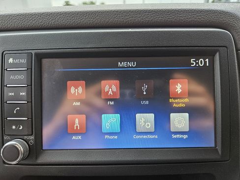 Used 2019 Nissan NV 2500 SV image 30