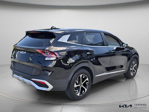 Certified 2024 Kia Sportage EX FWD image 7