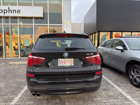 Used 2017 BMW X3 sDrive28i image 10