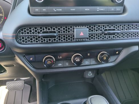 Certified 2024 Honda HR-V Sport image 27