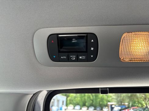 Used 2020 Honda Odyssey EX image 6