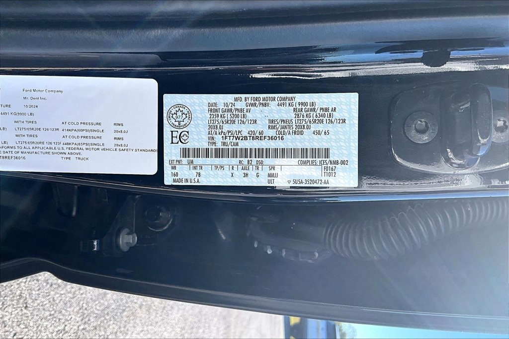 Used 2024 Ford F250 Platinum AWD/4WD image 3