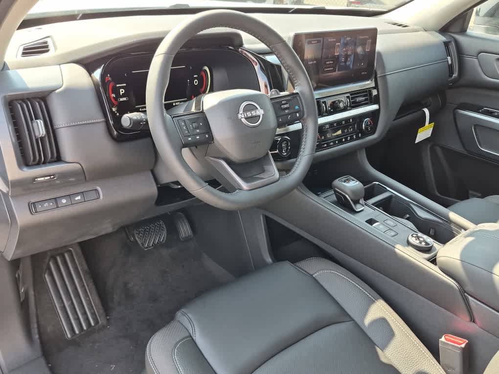 New 2026 Nissan Pathfinder SL AWD/4WD image 13