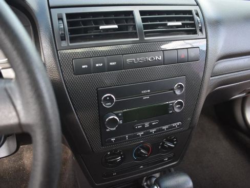 Used 2009 Ford Fusion SE image 27