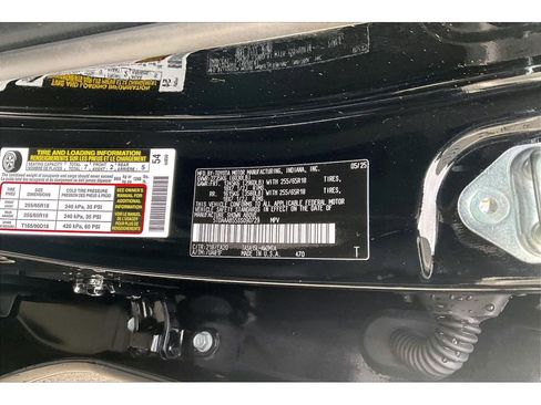 Used 2025 Toyota Grand Highlander AWD image 33