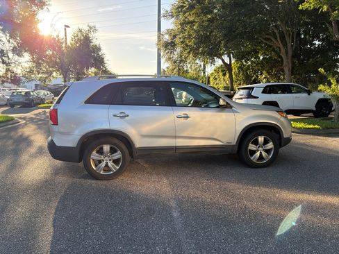 Used 2013 Kia Sorento EX w/ Premium Plus Pkg AWD/4WD image 6