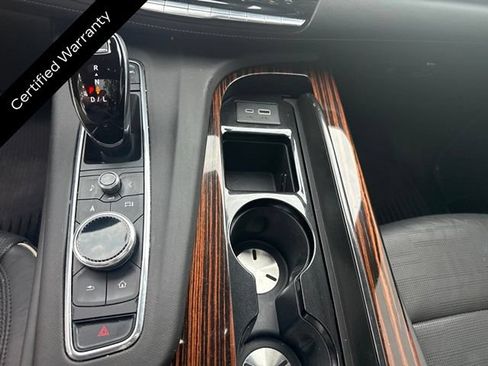 Used 2023 Cadillac Escalade Premium Luxury w/ LPO, Illumination Package AWD/4WD image 18