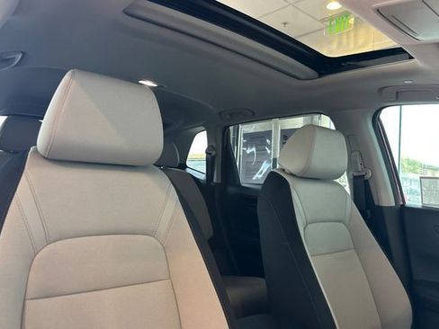Used 2025 Honda CR-V EX image 19