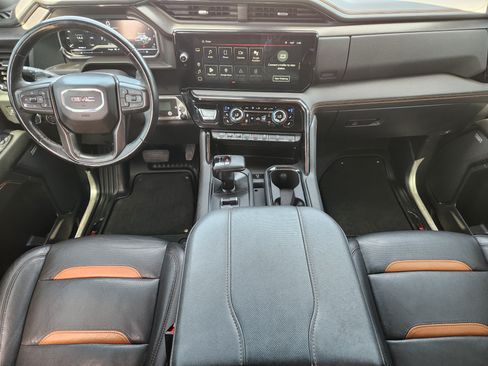 Used 2024 GMC Sierra 1500 AT4 w/ Technology Package AWD/4WD image 27