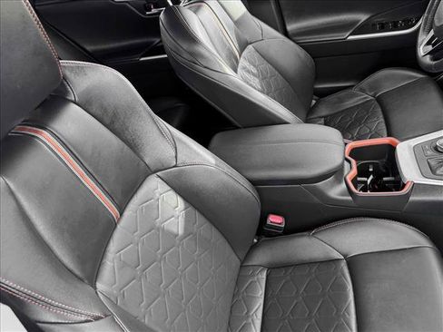 Used 2024 Toyota RAV4 Adventure image 19