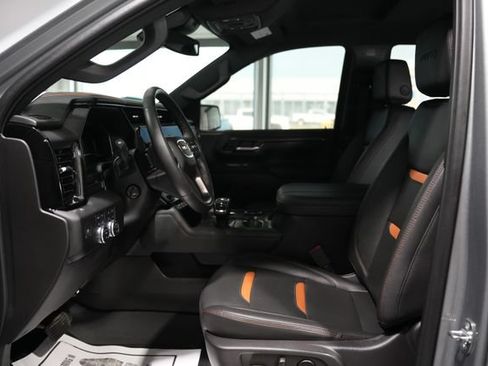 Used 2023 GMC Sierra 1500 AT4 w/ AT4 Premium Package AWD/4WD image 16