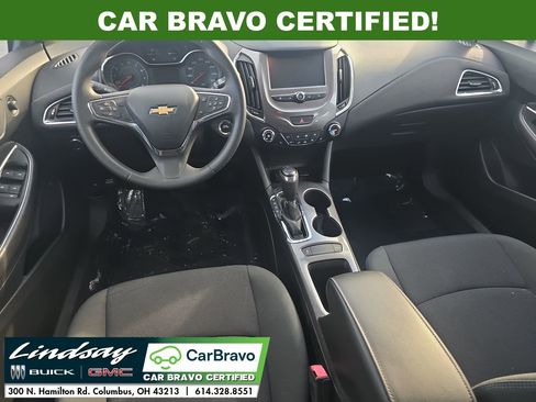 Used 2017 Chevrolet Cruze LT w/ Convenience Package image 10