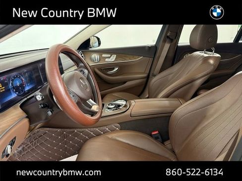 Used 2018 Mercedes-Benz E 300 4MATIC image 11