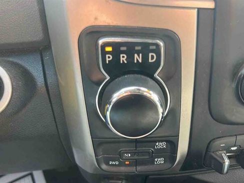 Used 2016 RAM 1500 Classic SLT AWD/4WD image 24