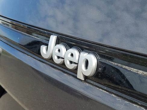 New 2026 Jeep Grand Cherokee Limited AWD/4WD image 10