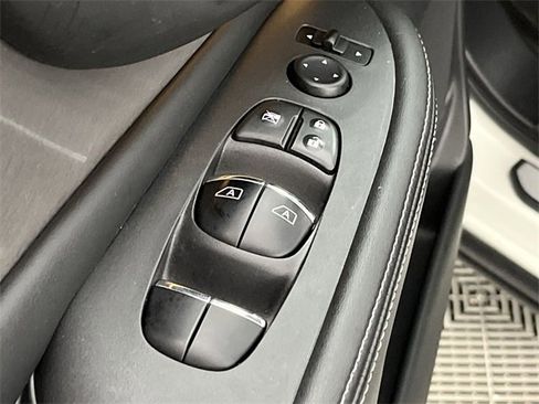 Certified 2020 Nissan Murano SL image 13