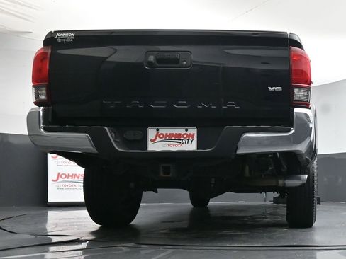 Used 2019 Toyota Tacoma SR5 image 37