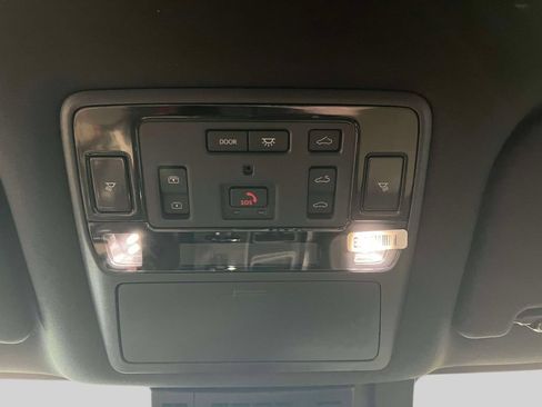 New 2026 Lexus TX 500h AWD image 32