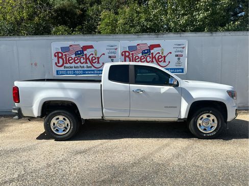 Used 2020 Chevrolet Colorado W/T w/ WT Convenience Package image 2