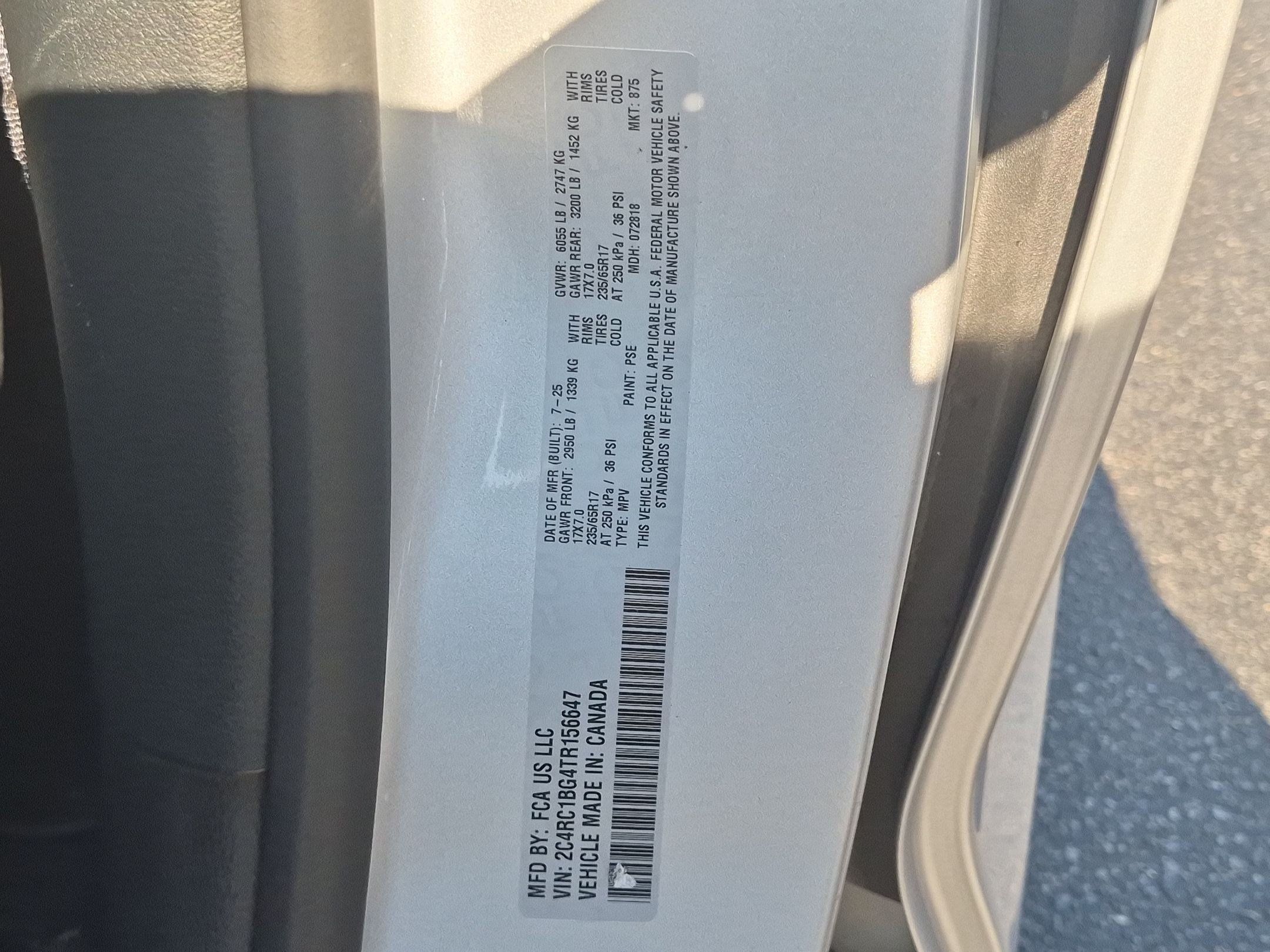 Used 2026 Chrysler Pacifica Select FWD image 36