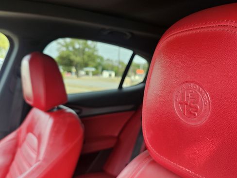 Used 2019 Alfa Romeo Stelvio Ti Sport w/ Quick Order Package 22S Sport image 29