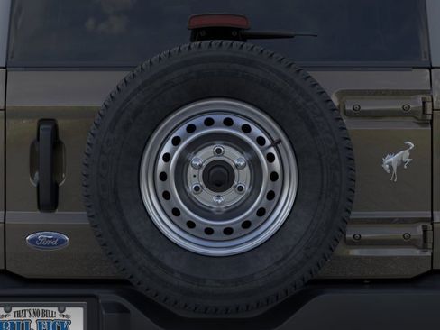 New 2025 Ford Bronco 4-Door image 24