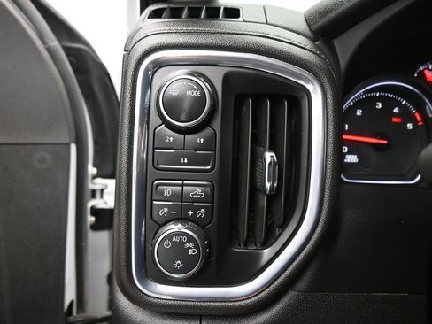 Used 2023 Chevrolet Silverado 2500 LT w/ Convenience Package AWD/4WD image 12