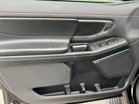 Used 2025 Ford Expedition Platinum w/ Stealth Performance Package AWD/4WD image 13