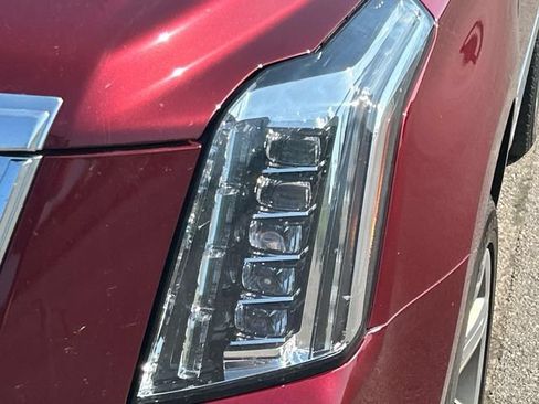 Used 2017 Cadillac Escalade Premium Luxury AWD/4WD image 9