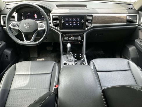 Used 2023 Volkswagen Atlas SE AWD/4WD image 18