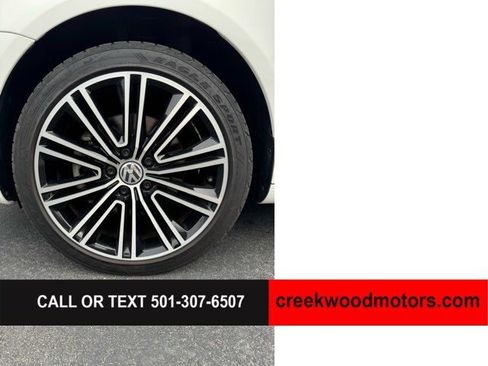 Used 2013 Volkswagen Eos FWD image 15