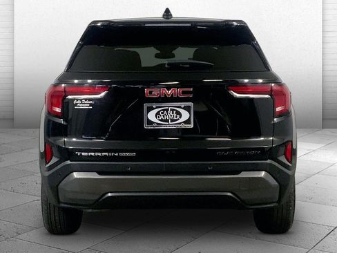 Used 2025 GMC Terrain Elevation AWD/4WD image 3