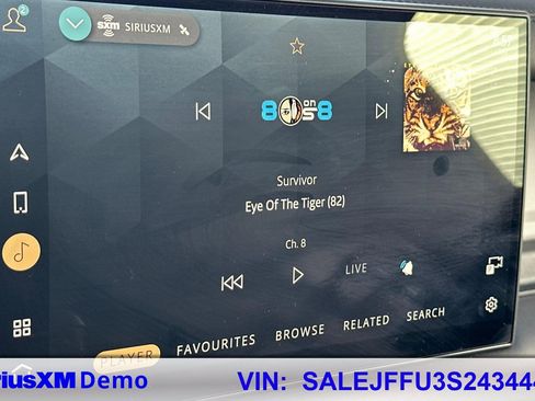 Used 2025 Land Rover Defender 130 S image 38