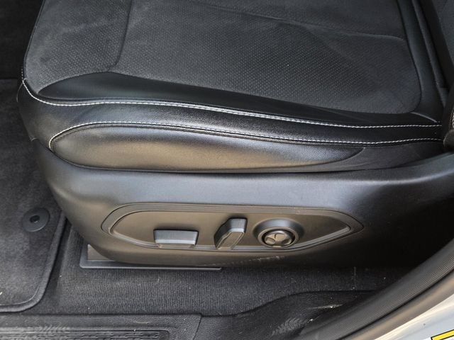 Used 2025 Jeep Grand Cherokee Altitude AWD/4WD image 36