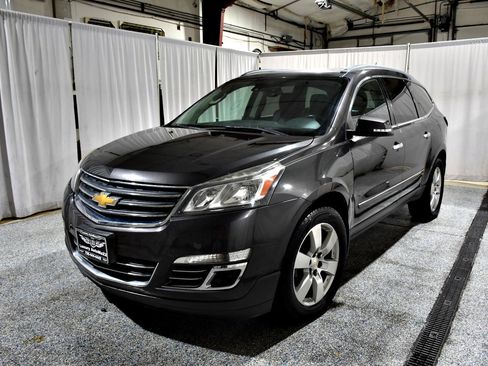 Used 2014 Chevrolet Traverse LTZ image 23