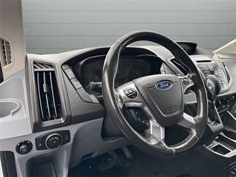 Used 2017 Ford Transit 150 XLT image 18