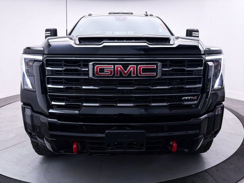 Used 2024 GMC Sierra 2500 AT4 w/ AT4 Premium Plus Package image 16