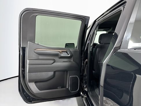 Used 2024 Chevrolet Silverado 1500 LT image 25