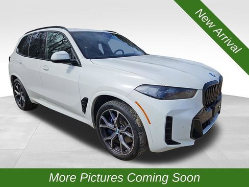 Used 2025 BMW X5 xDrive50e w/ M Sport Package image 1