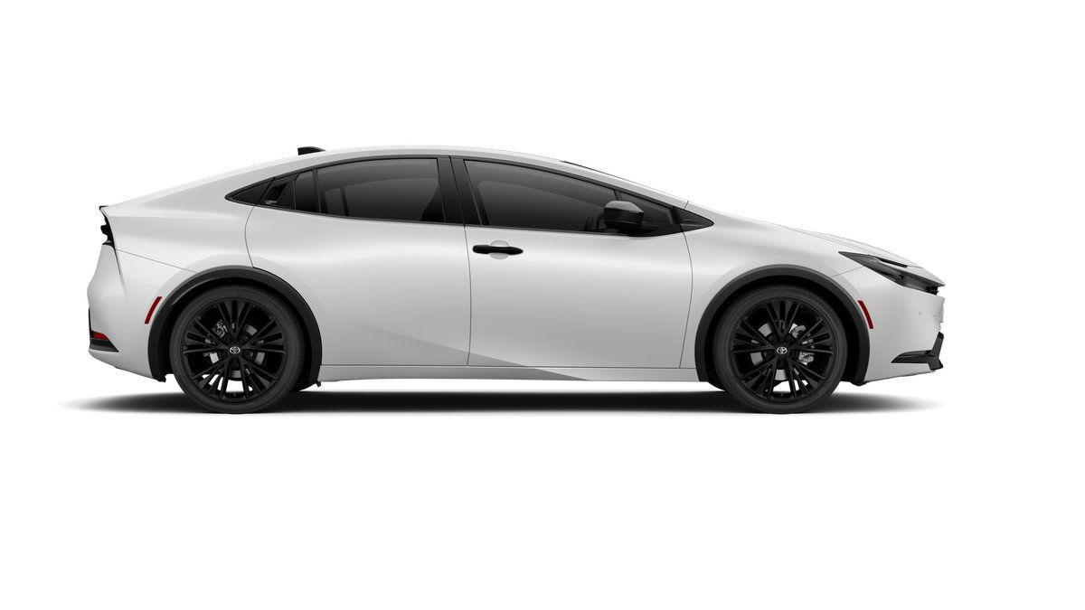 New 2027 Toyota Prius FWD image 14
