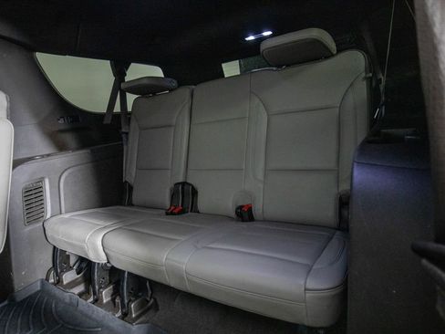 Used 2021 GMC Yukon XL SLT w/ SLT Premium Package RWD image 12