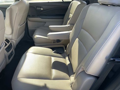 Used 2019 Honda Pilot Elite image 20