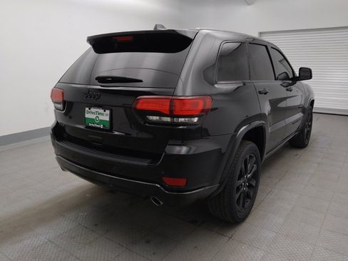 Used 2021 Jeep Grand Cherokee Laredo X AWD/4WD image 9
