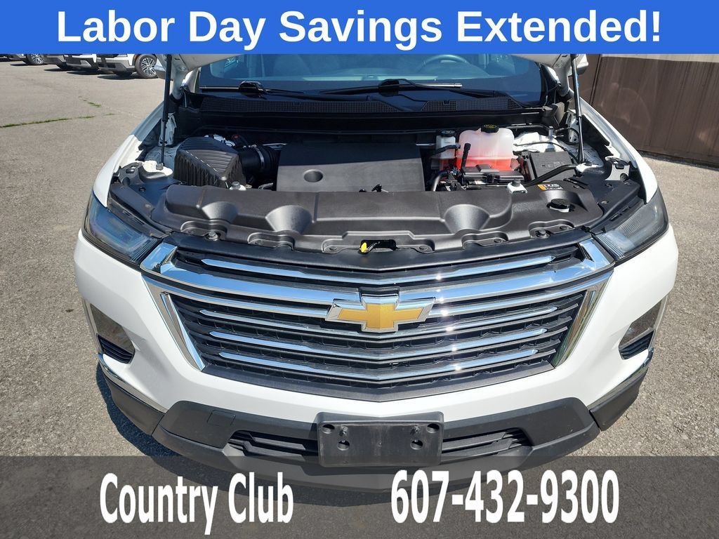 Used 2023 Chevrolet Traverse LT AWD/4WD image 35