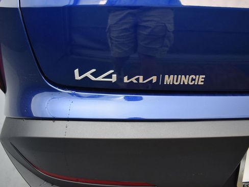Certified 2025 Kia K4 LXS FWD image 10