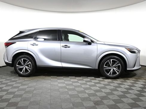 Used 2025 Lexus RX 350 Premium w/ Accessory Package AWD/4WD image 8