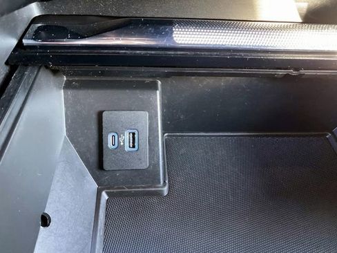 Used 2022 Ford F150 Lariat image 15