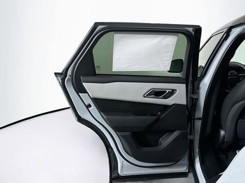 New 2026 Land Rover Range Rover Velar Dynamic SE image 22