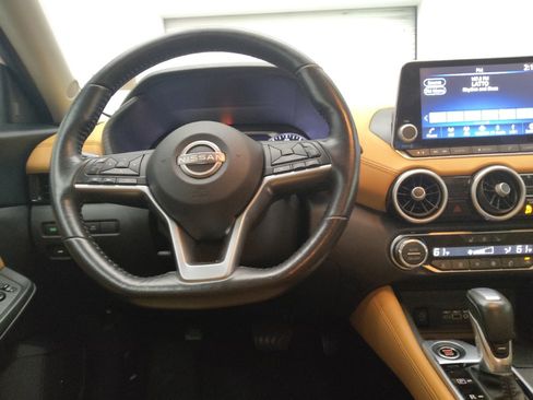 Used 2024 Nissan Sentra SV w/ SV Premium Package FWD image 22